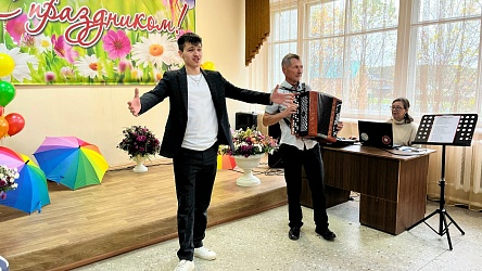 1 октября в Кузнецовском центре культуры состоялось праздничное мероприятие, посвящённое Дню пожилого человека